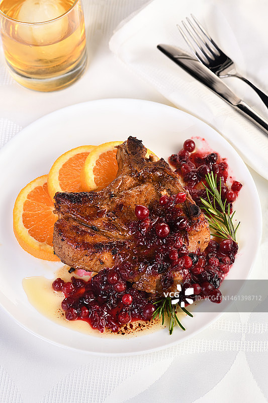 乌克兰餐桌美食高角度视图图片素材