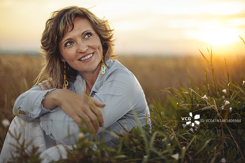 夏天的肖像图片素材
