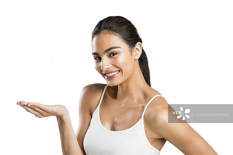 双手捧着的微笑女人肖像图片素材