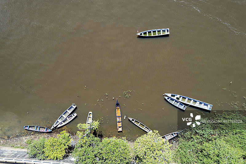 巴西欣古河上的船只鸟瞰图片素材