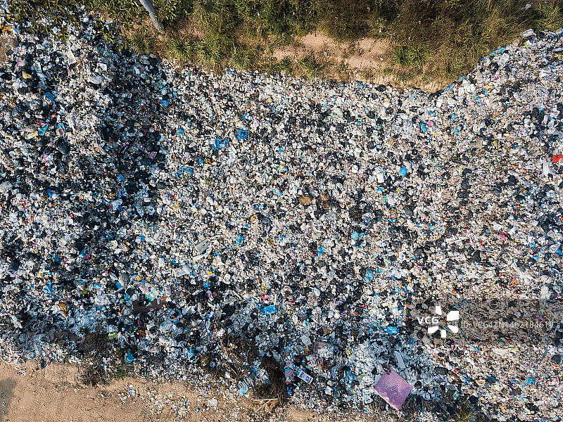 泰国乡村垃圾填埋场的航拍视角图片素材