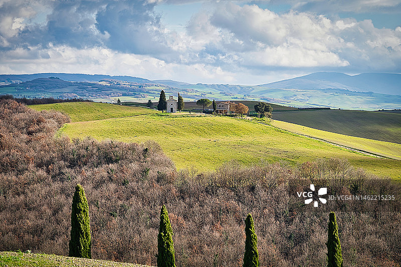 意大利托斯卡纳的奥尔西亚山谷图片素材