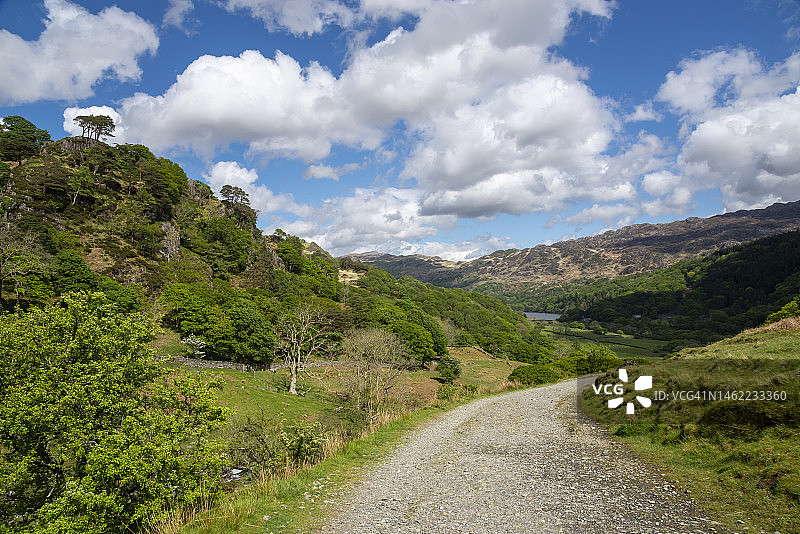 斯诺多尼亚国家公园通往南特格温南特的沃金小路图片素材