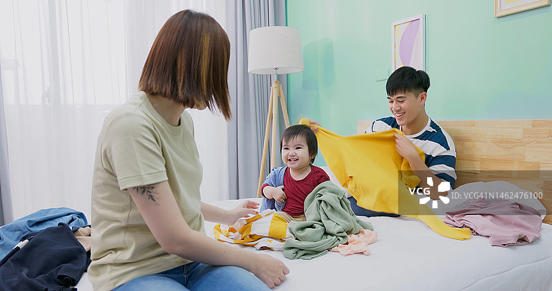 家庭洗衣服图片素材