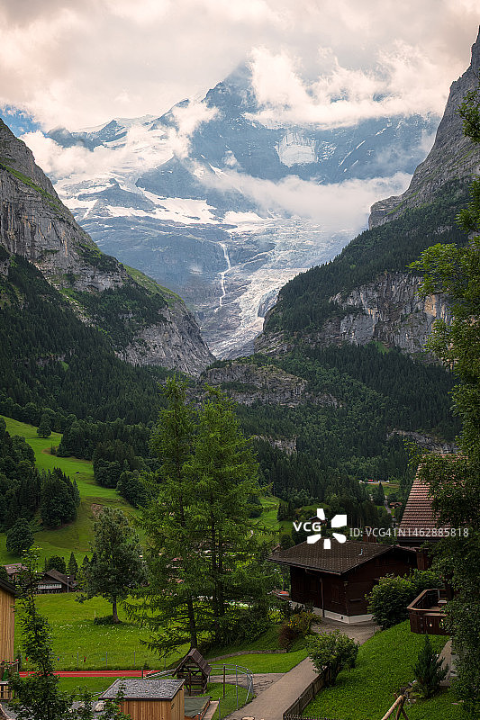 格林德瓦的迷人景色图片素材