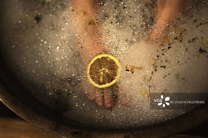 波莫纳温泉草本足浴图片素材