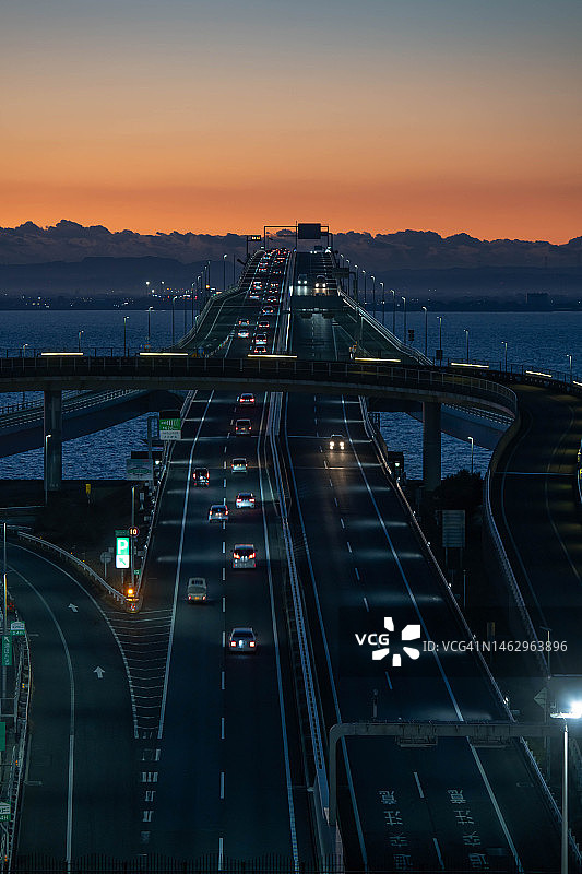日本千叶县的城市海上公路图片素材