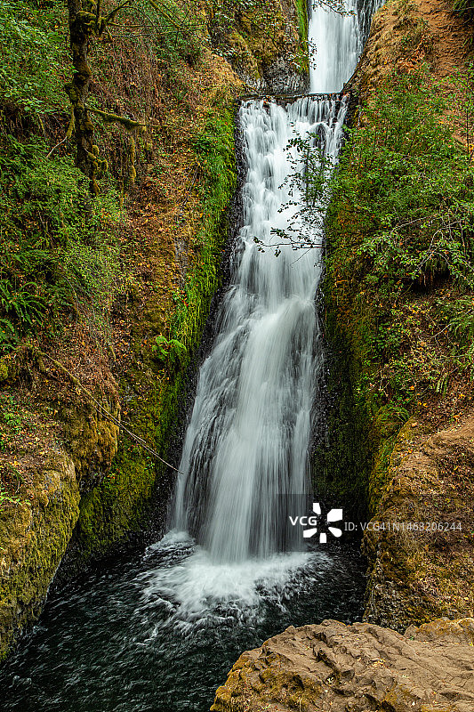 谢帕德斯代尔瀑布，俄勒冈州图片素材