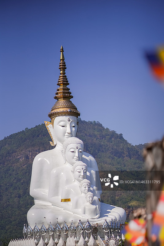 考宋娇寺的五尊佛像雕像图片素材