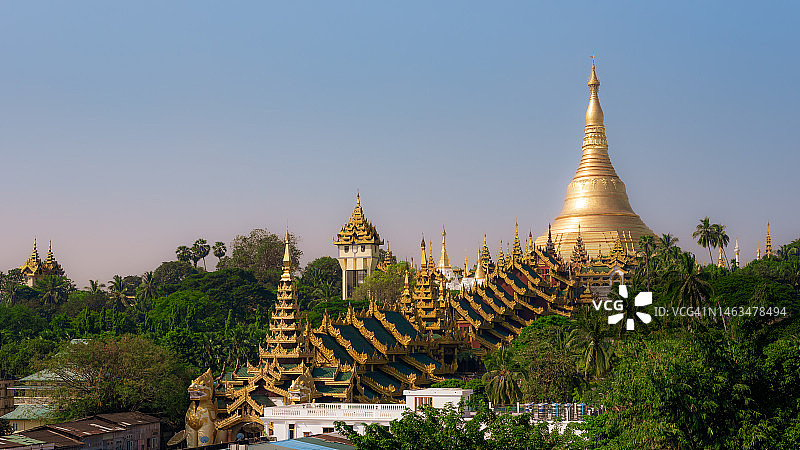 东南亚缅甸仰光瑞光大金塔图片素材
