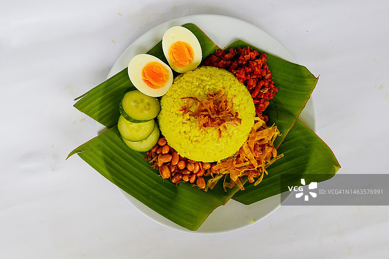 亚洲传统美食：姜黄饭图片素材