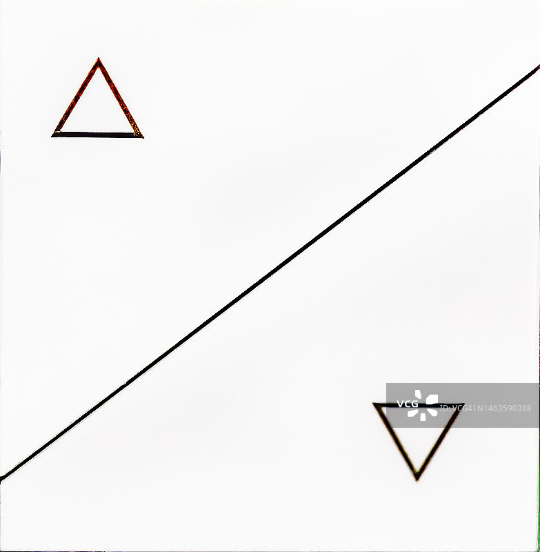 哪一边，向上还是向下？图片素材