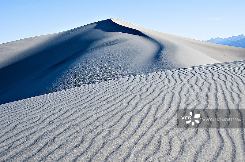 蓝色沙丘（横版）图片素材