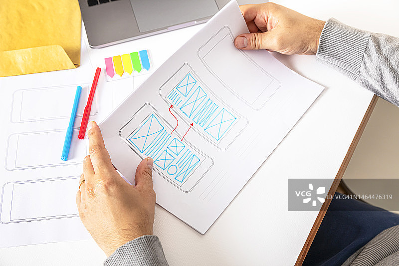 桌上的绘图线框图片素材