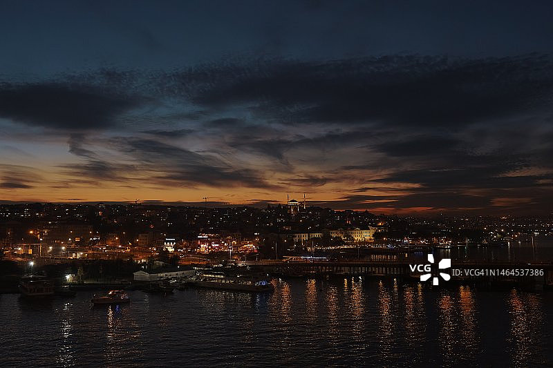 印度尼西亚日落时分的河流美景图片素材