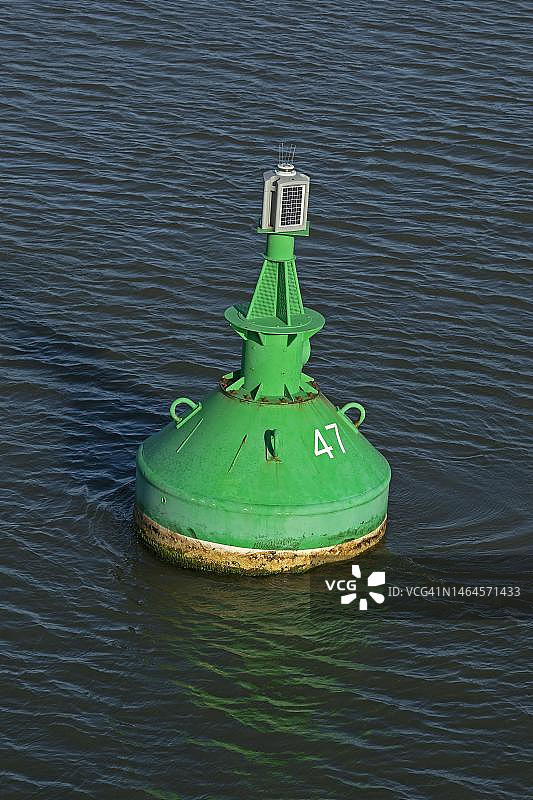 德国石勒苏益格-荷尔斯泰因州北弗里西亚达格比尔附近的浮标图片素材