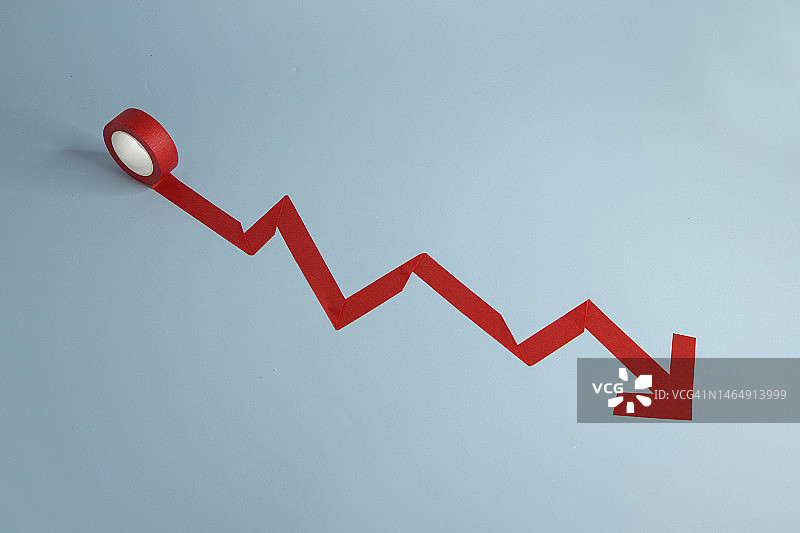 带有胶带的下降箭头增长图概念静物图片素材
