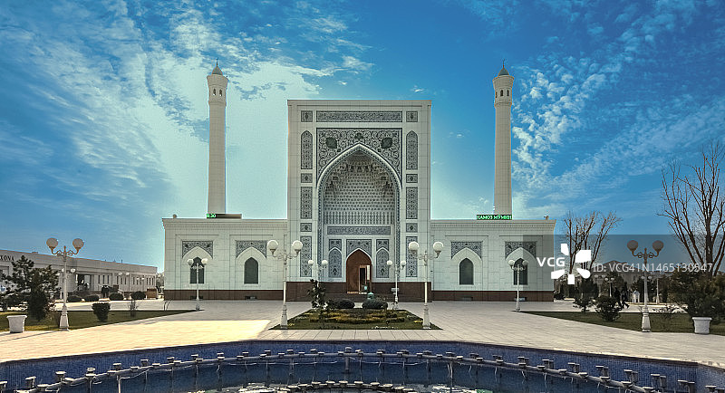 塔什干小清真寺的华丽外观（又名“白色清真寺”），乌兹别克斯坦图片素材