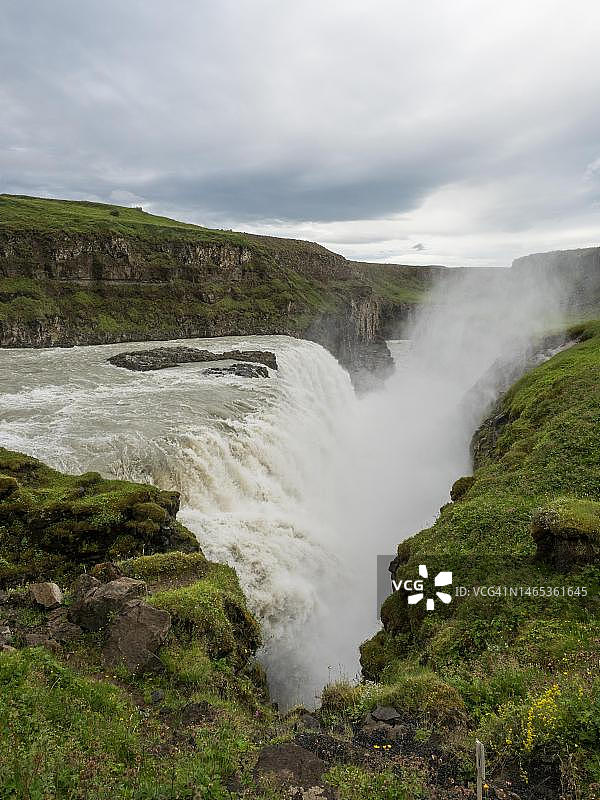 冰岛，惠塔河峡谷，黄金瀑布图片素材