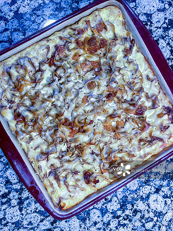 砂锅面条布丁图片素材