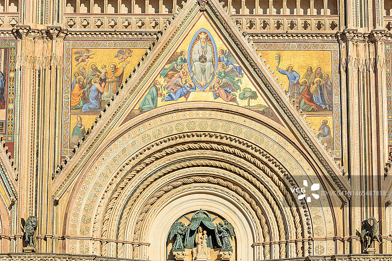 意大利奥尔维耶托大教堂图片素材