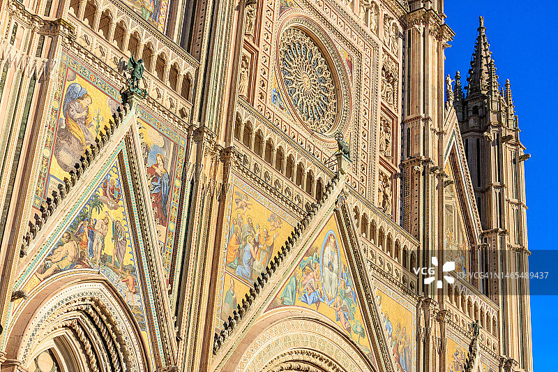 意大利奥尔维耶托大教堂图片素材