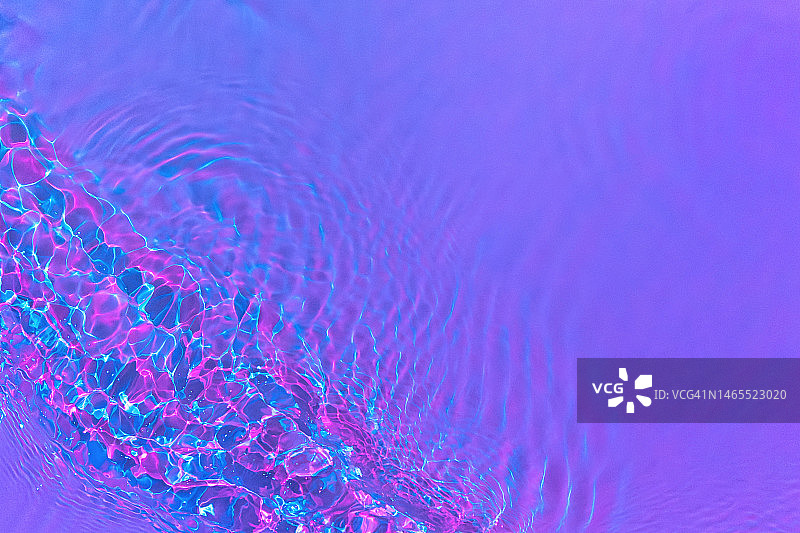 全息紫色粉色丁香色透明水面纹理图片素材