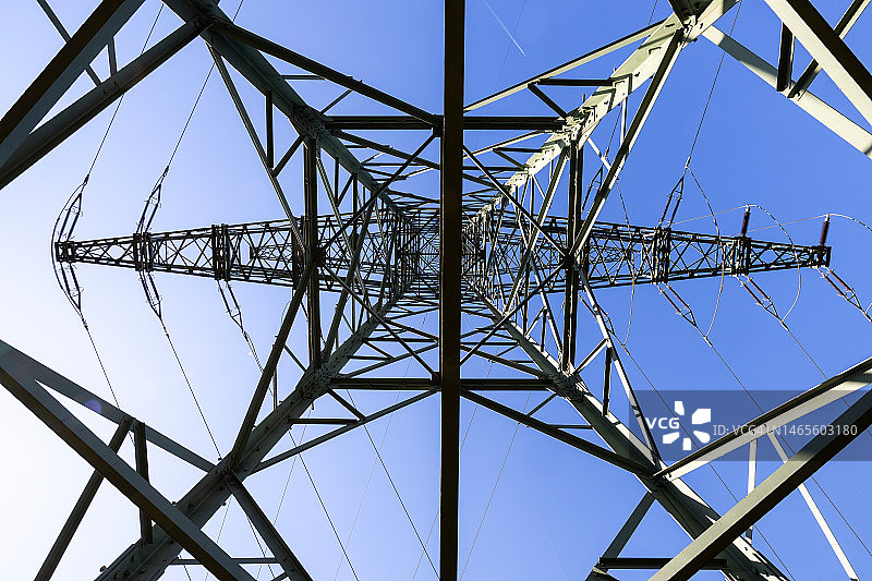 电力塔内部图片素材