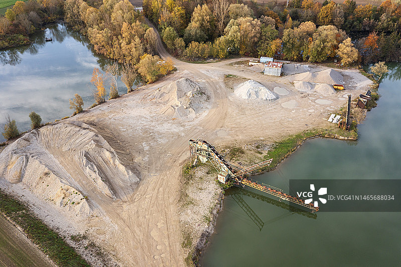沙 mining，鸟瞰图图片素材