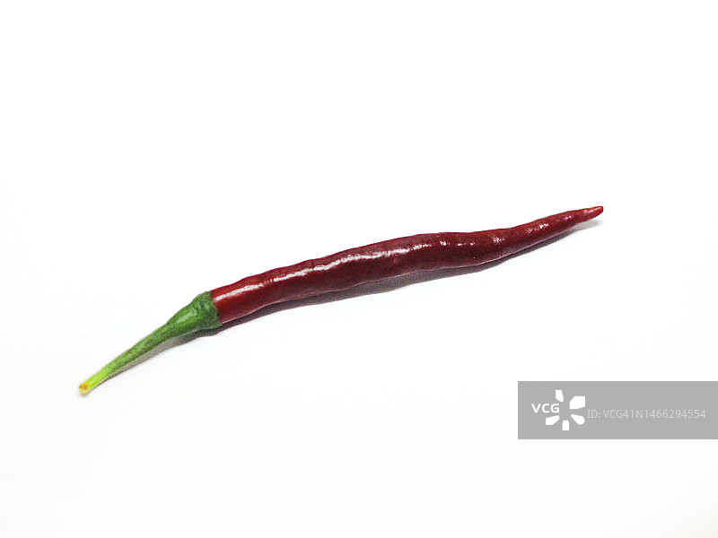 白色背景上的红辣椒图片素材