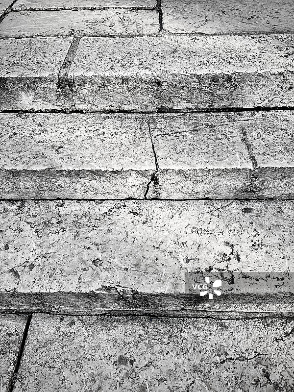 全画幅石阶黑白照片图片素材