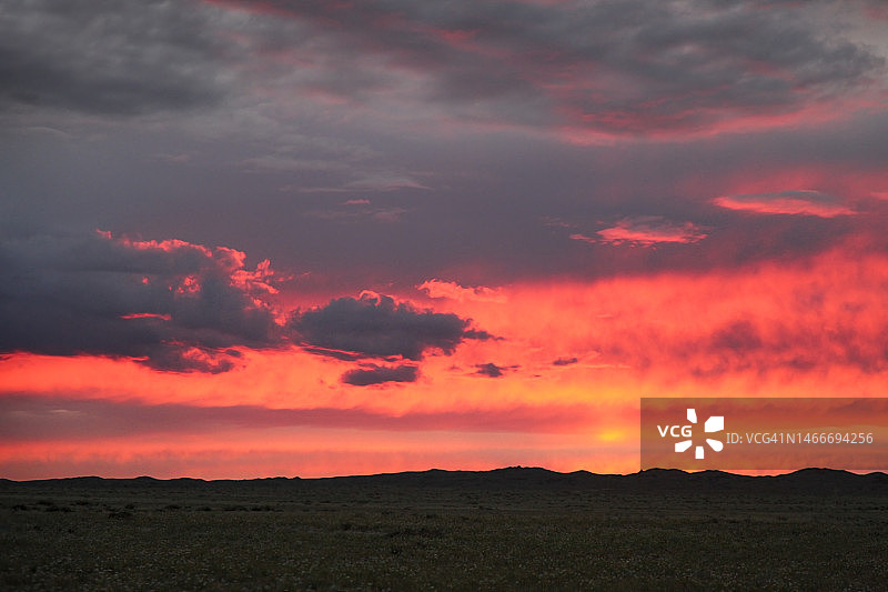 红色天空的景色图片素材