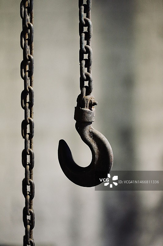 起重链条和吊钩图片素材