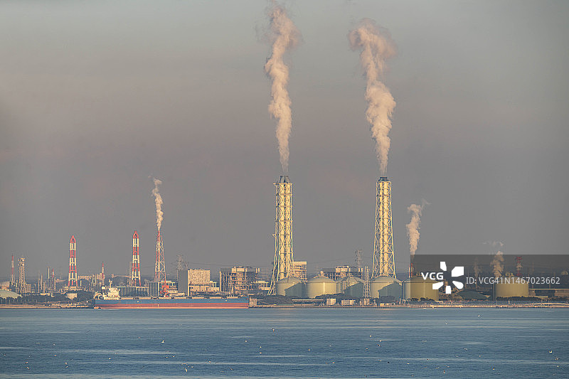 日本千叶海边的工厂区图片素材