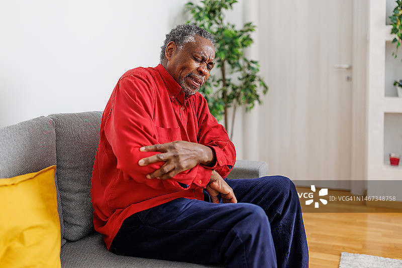 我的胳膊肘受伤了图片素材