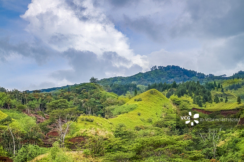 塔希提岛的山脉图片素材