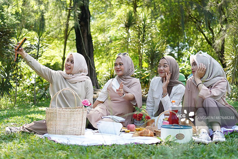 面部表情和自拍图片素材