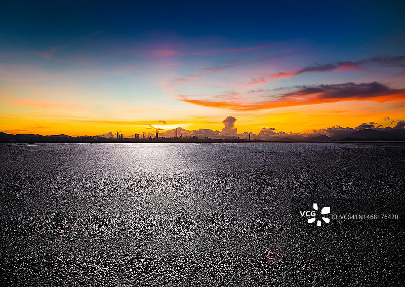 城市道路停车场图片素材