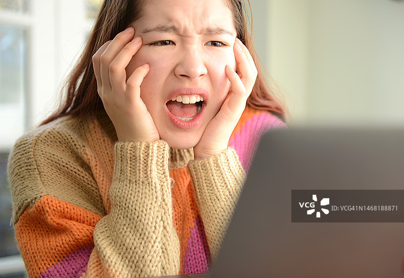 网络愤怒图片素材