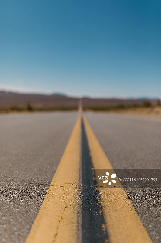 印度尼西亚的空旷道路图片素材