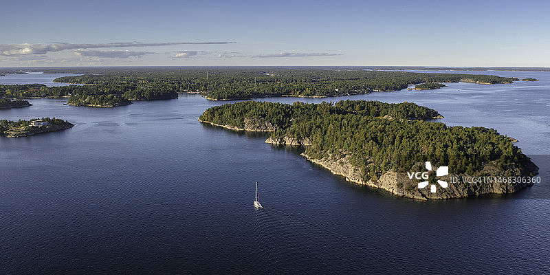 斯德哥尔摩群岛的帆船图片素材