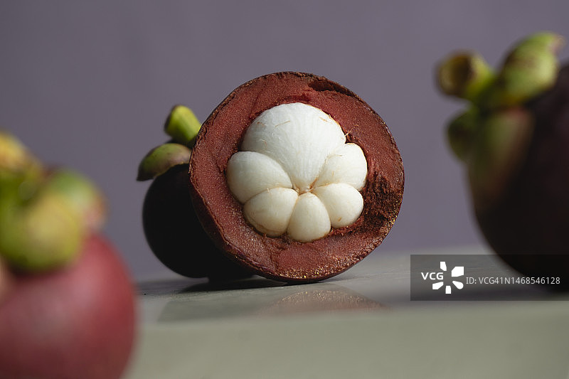 桌子上的水果特写，印度尼西亚中加里曼丹图片素材