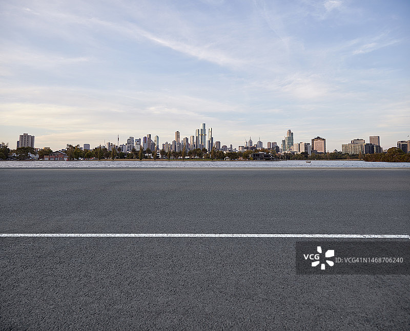 城市停车场图片素材