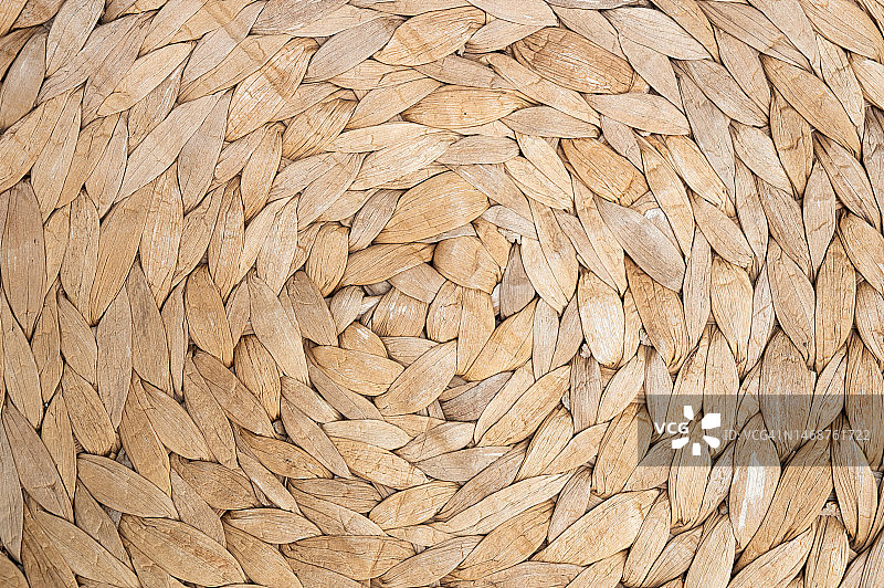 藤制杯垫或托盘特写图片素材