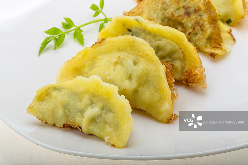 罗马尼亚瓦斯卢伊的盘中食物特写图片素材