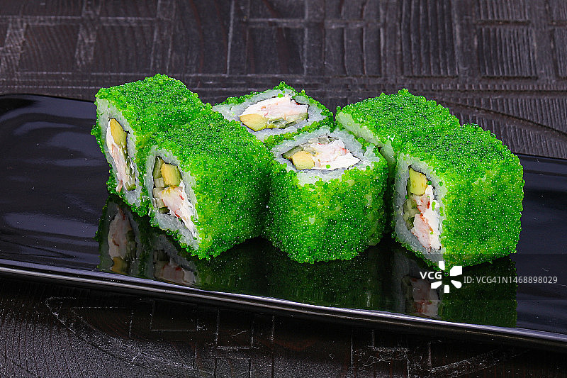 餐桌餐盘美食特写，罗马尼亚瓦斯卢伊图片素材