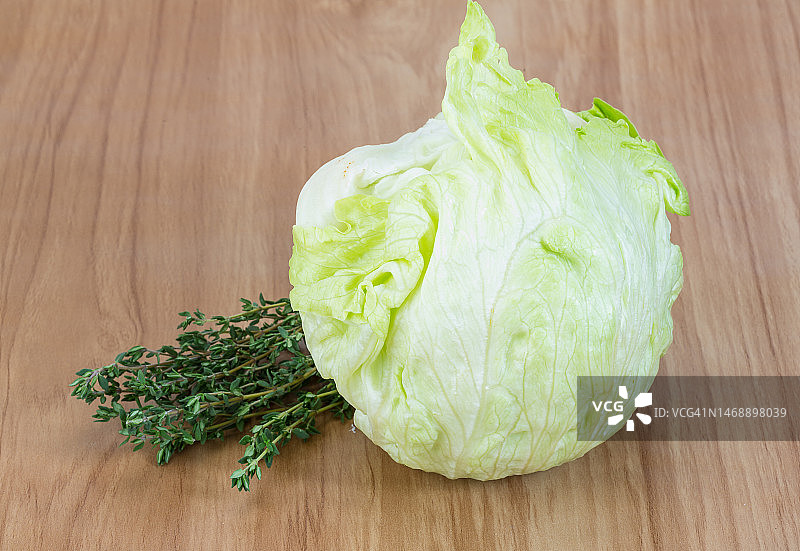 桌子上的蔬菜特写，罗马尼亚瓦斯卢伊图片素材