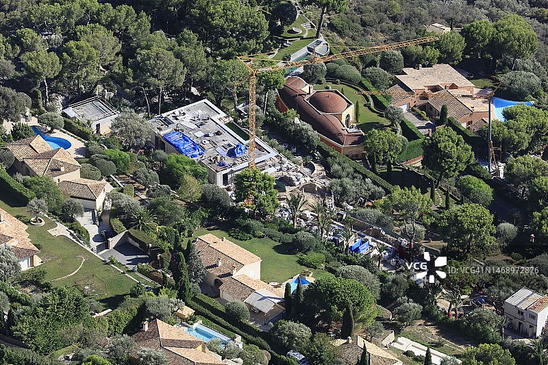 法国滨海阿尔卑斯省艾尔角在建豪华别墅图片素材