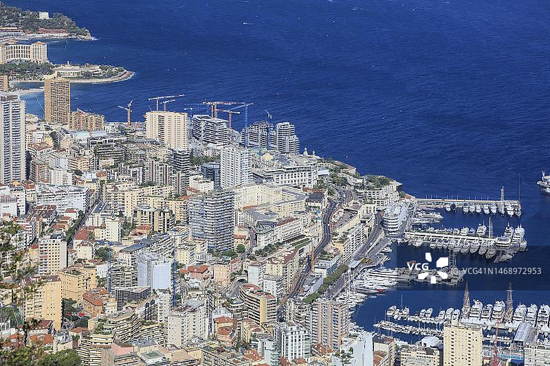 蒙特卡洛区新建的填海区Mareterra大型建筑工地，之前称为Portier海湾，建筑师伦佐·皮亚诺及其他亿万富翁的豪华住宅，右侧为赫拉克勒斯港图片素材
