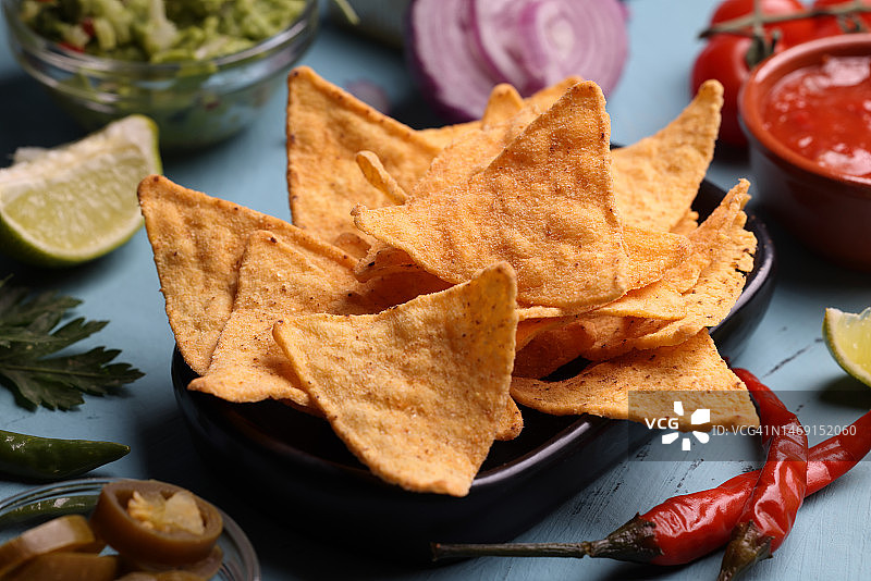 玉米片和萨尔萨酱图片素材
